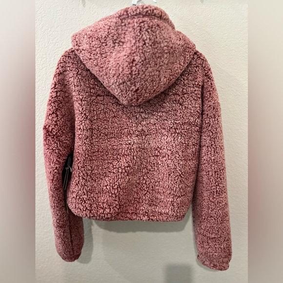 Soft Fleece Crop Top - Picture 2 of 7